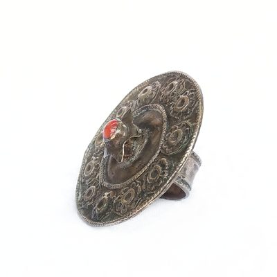 Large Turkmen disk ring. Antique Turkmen ring. Ethnic, embossed silver statement ring with an authentic red coral gem in the centre.