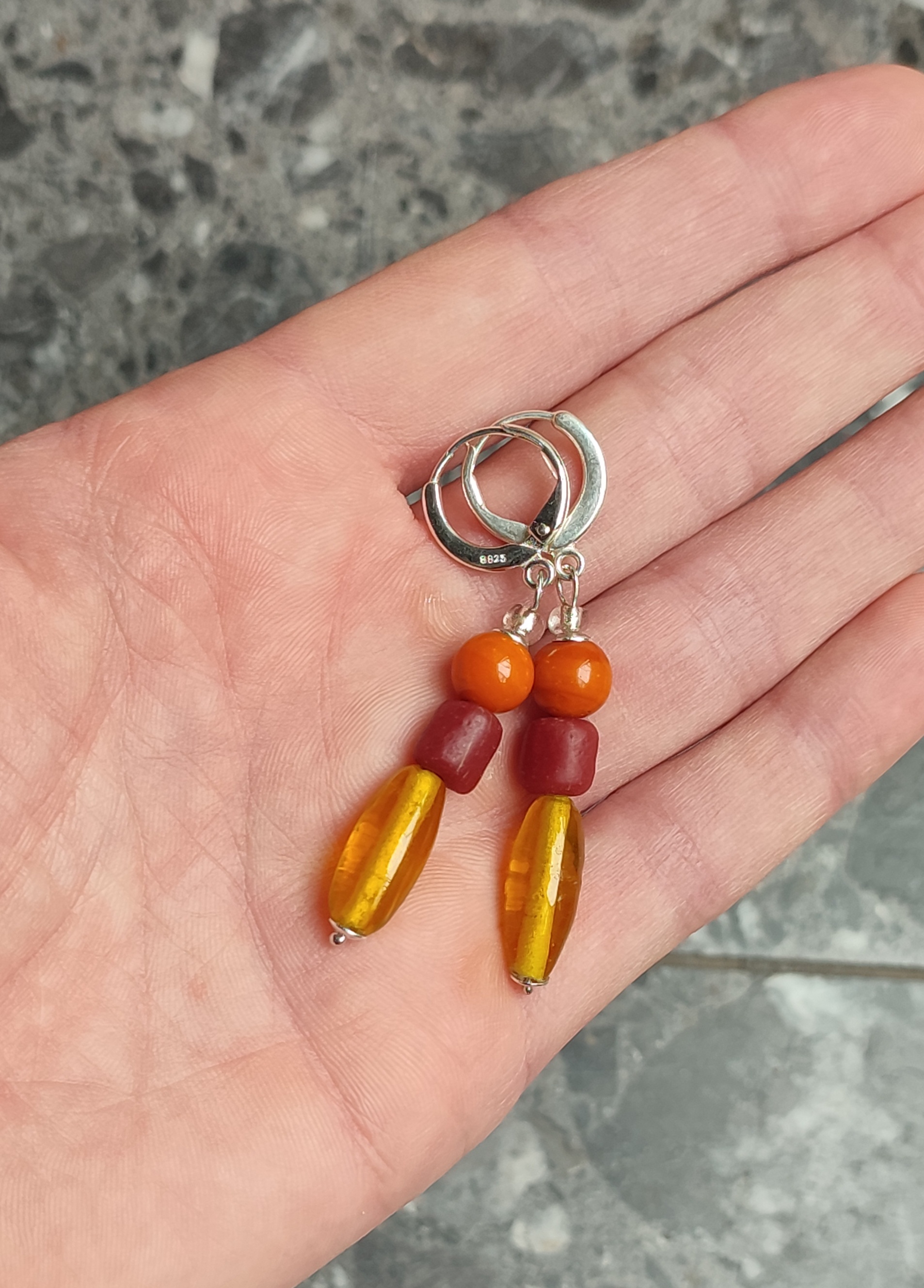 Silver dangle earrings with yellow and orange glass beads - Image 5