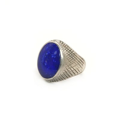 This ring features a large oval Lapis stone in a textured silver setting. Size 10 US, 22 IT